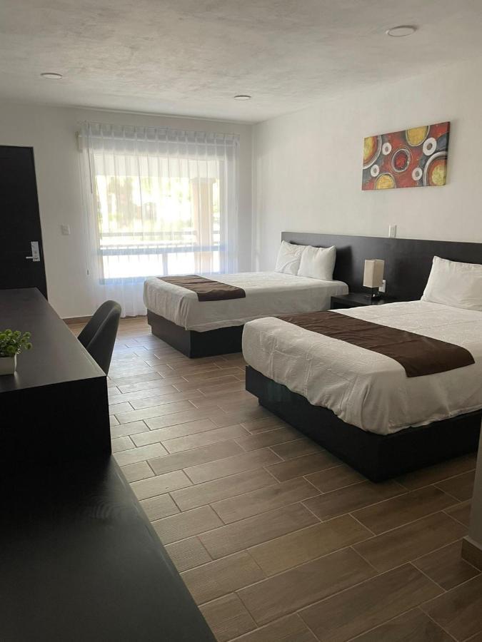 Hotel Ejecutivo Aeropuerto Альваро-Обрегон Экстерьер фото