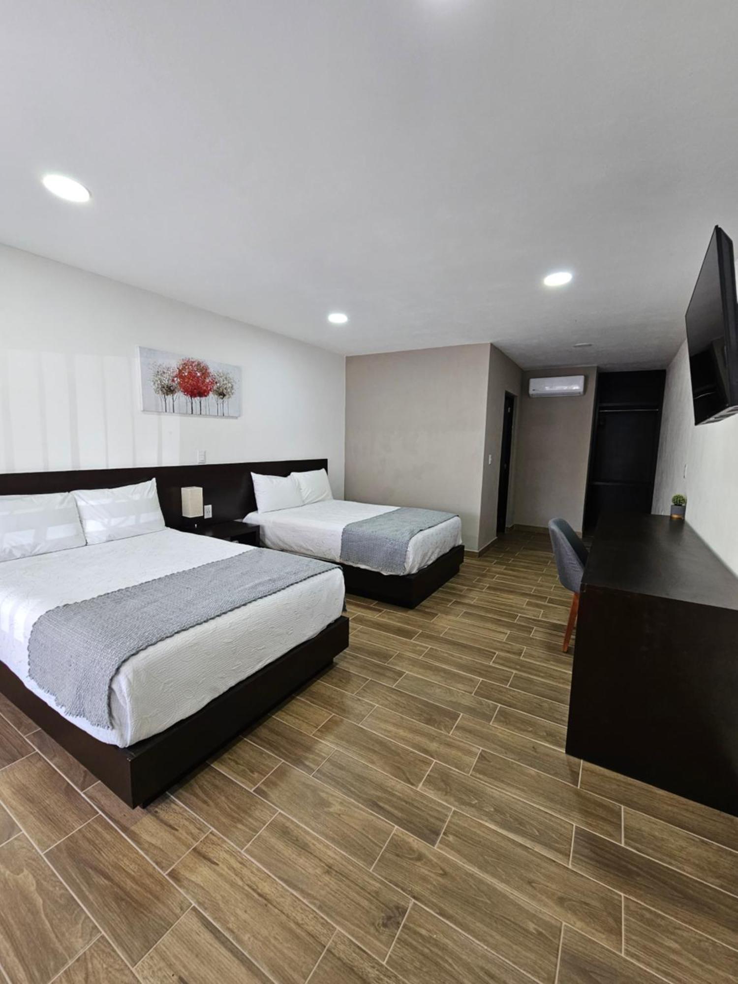Hotel Ejecutivo Aeropuerto Альваро-Обрегон Экстерьер фото